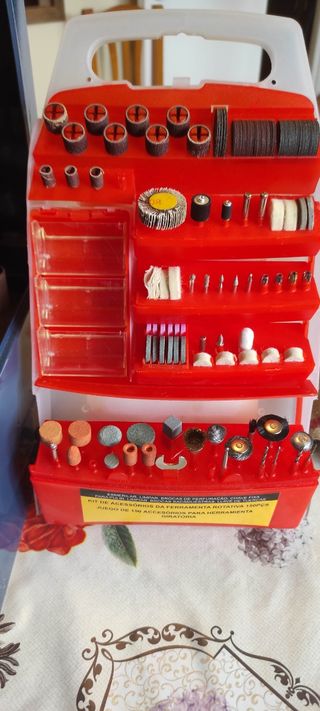 Mini taladro Practyl con accesorios