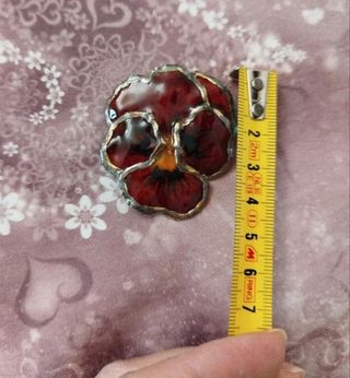 Spilla fiore essiccato oro e rosso