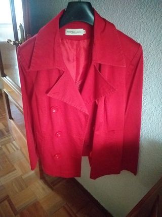 Chaqueta roja talla 46