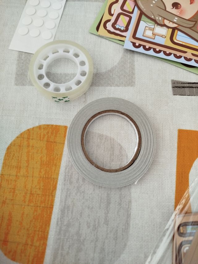 Libro de autorecortables: Small mochi's quiet book