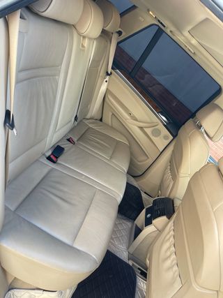 BMW X5 2011