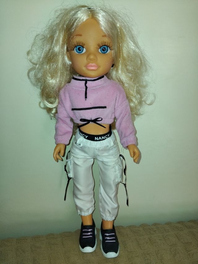 Bambola Nancy