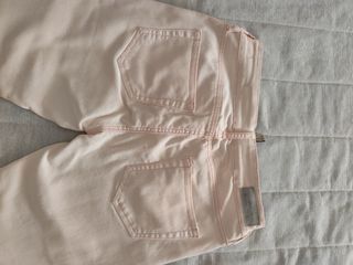 Pantalón pitillo vaquero mujer rosa.Mango talla 34