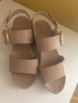 Sandalias XTI Plataforma Beige Talla 38