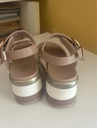 Sandalias XTI Plataforma Beige Talla 38