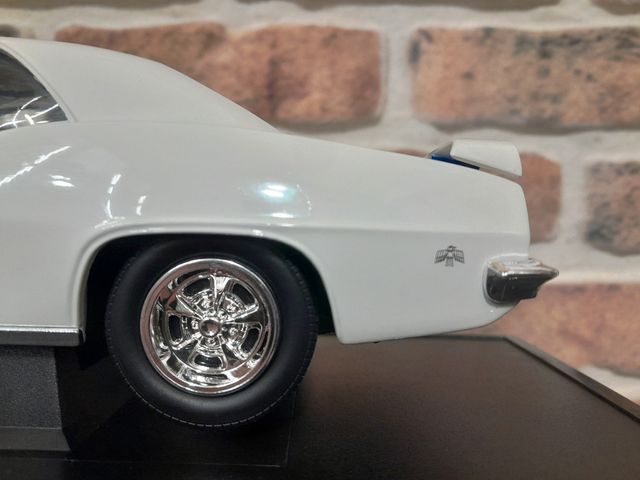 Pontiac Firebird Trans AM 1969 – Road Signature