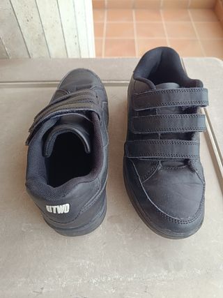 Zapatillas UTWO negras talla 37