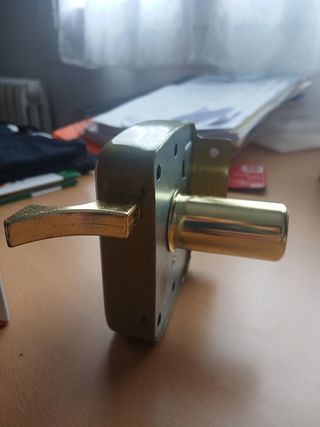 Cerradura Lince sobreponer puerta calle