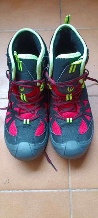 Botas Merrell Impermeables T 35 Nuevas 
