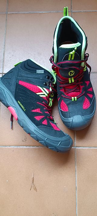 Botas Merrell Impermeables T 35 Nuevas 