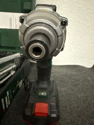 Atornillador impacto Parkside 180 Nm