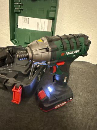 Atornillador impacto Parkside 180 Nm