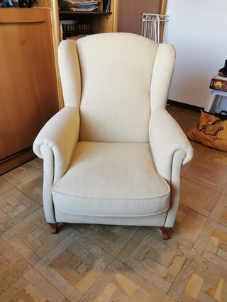 Sillón beige tela cómodo