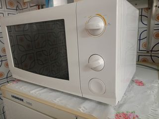 Microondas Mecronda 
Desponible 2. 
15 cada una
