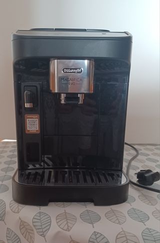 Cafetera DeLonghi Magnifica Evo Poco Uso