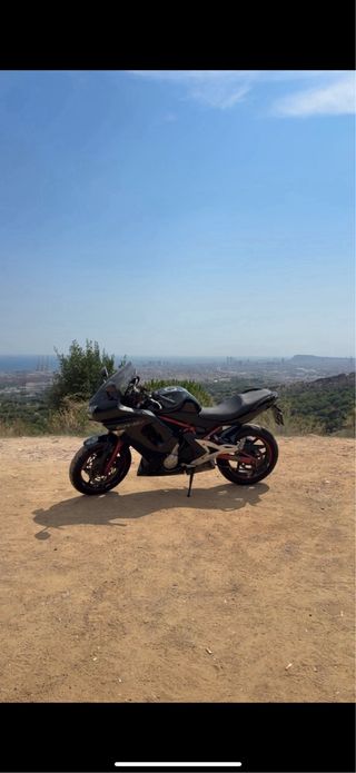 Kawasaki ER6-F Limitada A2