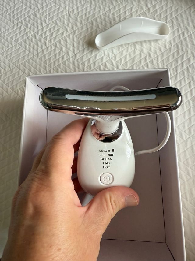 Masajeador Facial Blanco