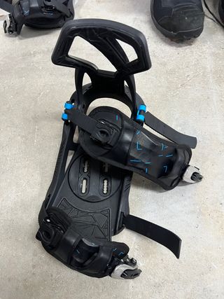 Botas y fijaciones de snowboard. talla 41