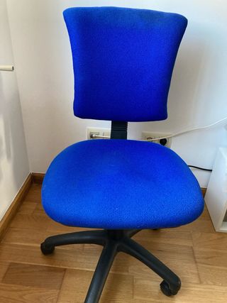 Silla de escritorio con ruedas azul