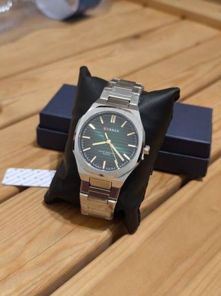 Reloj Curren Hombre Esfera Verde y Correa Plateada