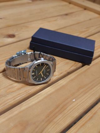 Reloj Curren Hombre Esfera Verde y Correa Plateada