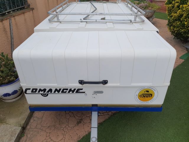 Cofre Baúl Comanche Blanco y Azul