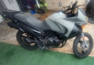 Honda Varadero 125 XL