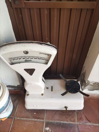 Balanza antigua bixerba 10k, falta plato y engrasa