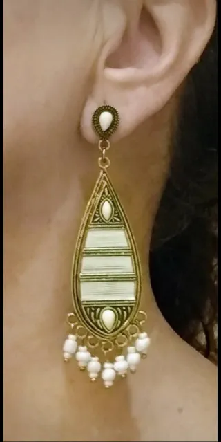 Pendientes y peinetas. Fiesta/Flamenco