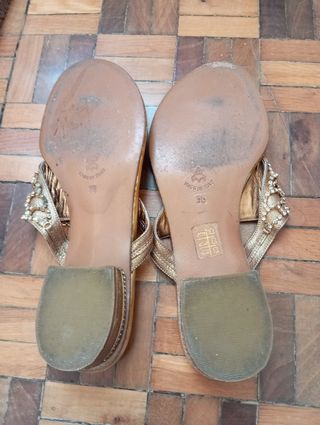 Casuccio & Scalera infradito da donna oro