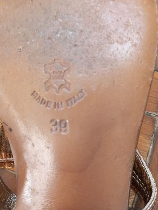 Casuccio & Scalera infradito da donna oro