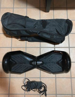 Hoverboard nero con borsa e caricatore