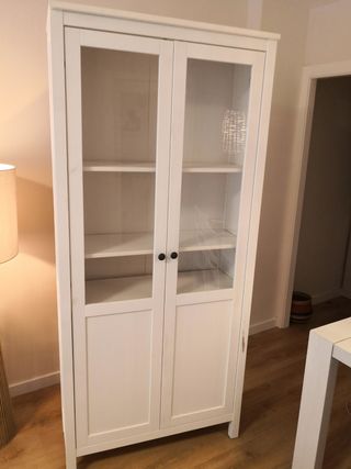 Vitrina IKEA Blanca Madera y Cristal