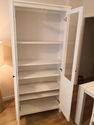 Vitrina IKEA Blanca Madera y Cristal