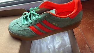 Zapatillas Adidas Gazelle 39 Verde/Naranja sin usa