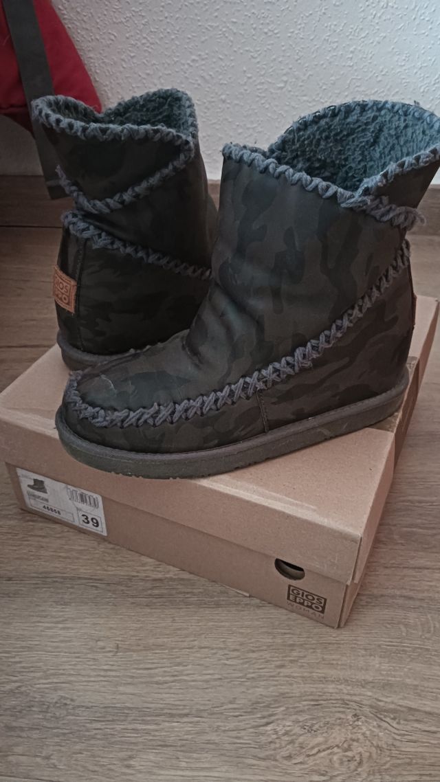 Botas Giossepo cuña talla 39