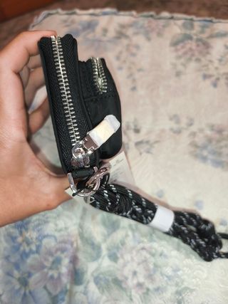 Cartera Desigual Negra con Correa