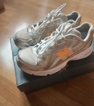 New Balance 740 Talla 37.5 Beige/Plata