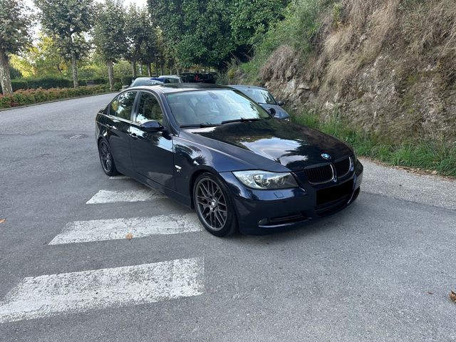 BMW 320 D E90