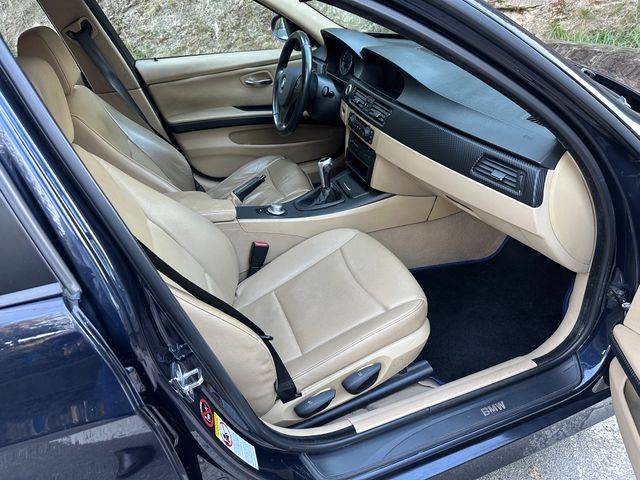 BMW 320 D E90