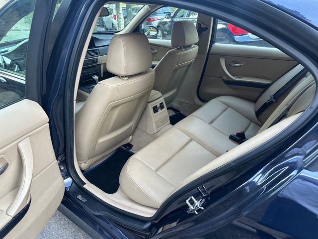 BMW 320 D E90