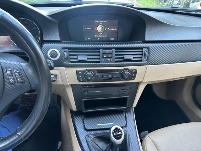 BMW 320 D E90