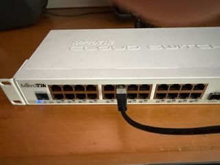 Switch MikroTik 24 Puertos