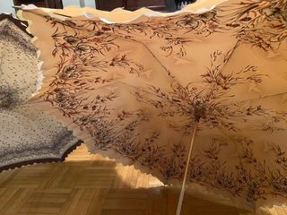 PREZZI Ombrelli antichi, 50€ cadauno, 70€ entrambi