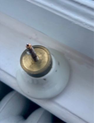 Pomello grande in ceramica con rosa vintage