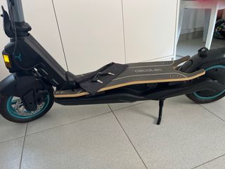 Patinete Eléctrico Bongo S Max. Cómo nuevo