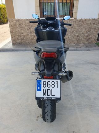 Honda Forza 750 Scooter Azul Oscuro