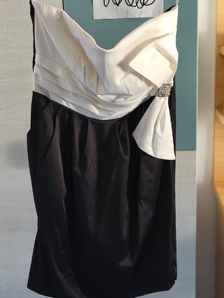 Vestido de fiesta blanco y negro