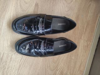 Mocasines charol negros