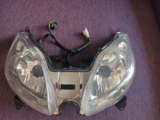 Faro Delantero Yamaha X-MAX